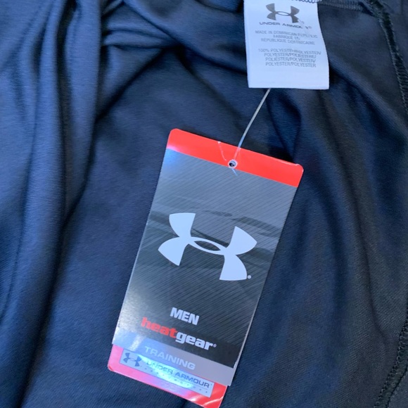 BNWT Under Armour black Heatgear™️/odor control sweat wicking training tank. - Picture 8 of 12
